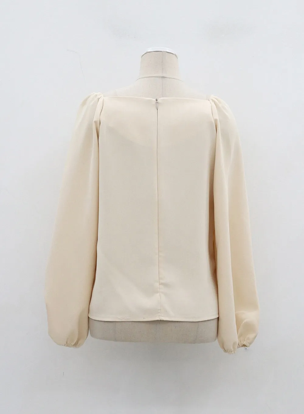 Heart Neck Puff Sleeve Blouse OJ316