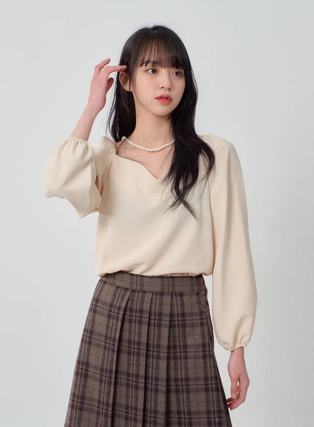 Heart Neck Puff Sleeve Blouse OJ316