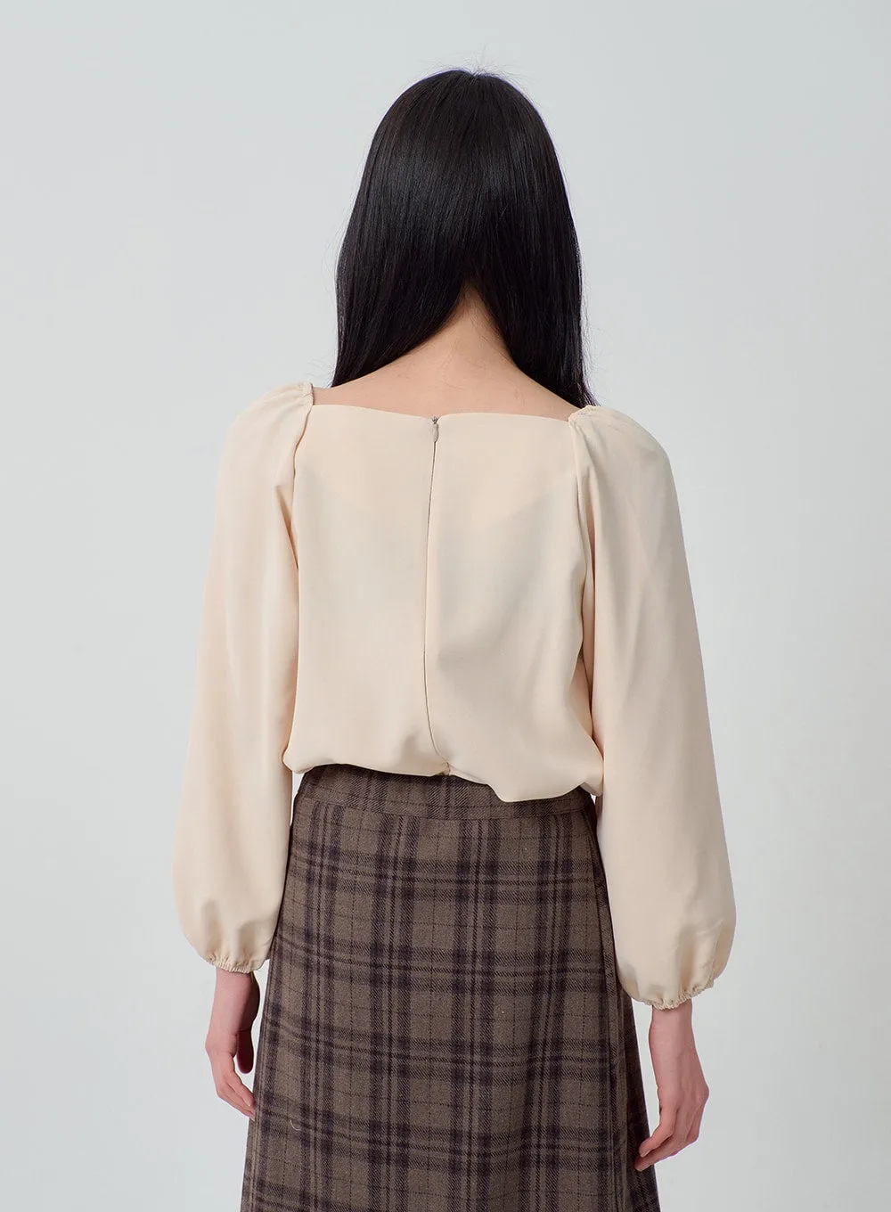 Heart Neck Puff Sleeve Blouse OJ316