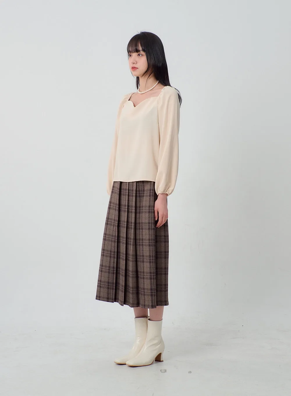 Heart Neck Puff Sleeve Blouse OJ316