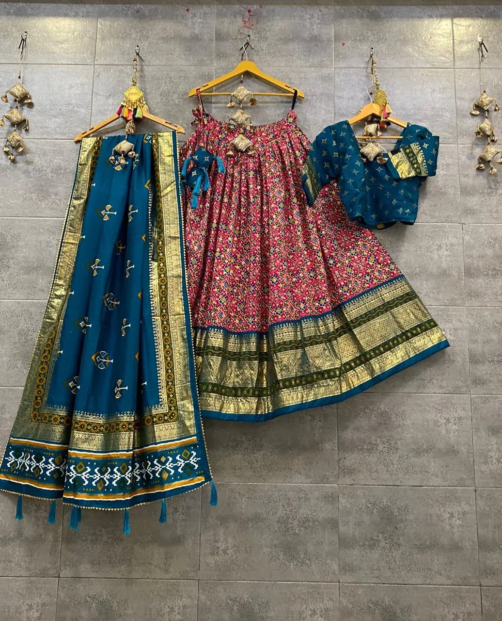 Navratri Wear Printed Skirt Chaniya Choli