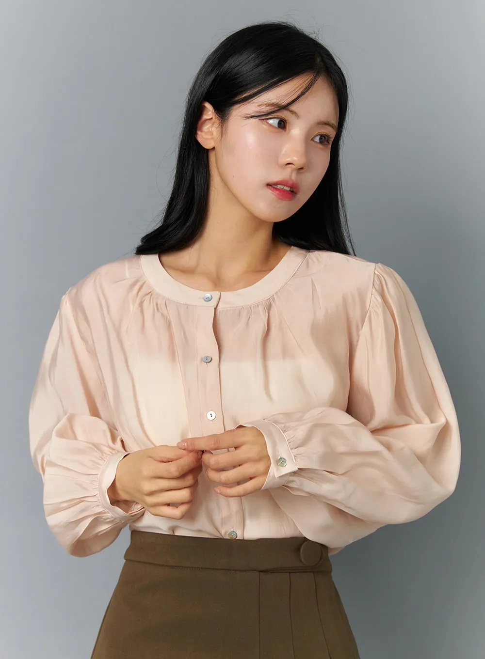 Round Neck Puff Sleeve Blouse ON324