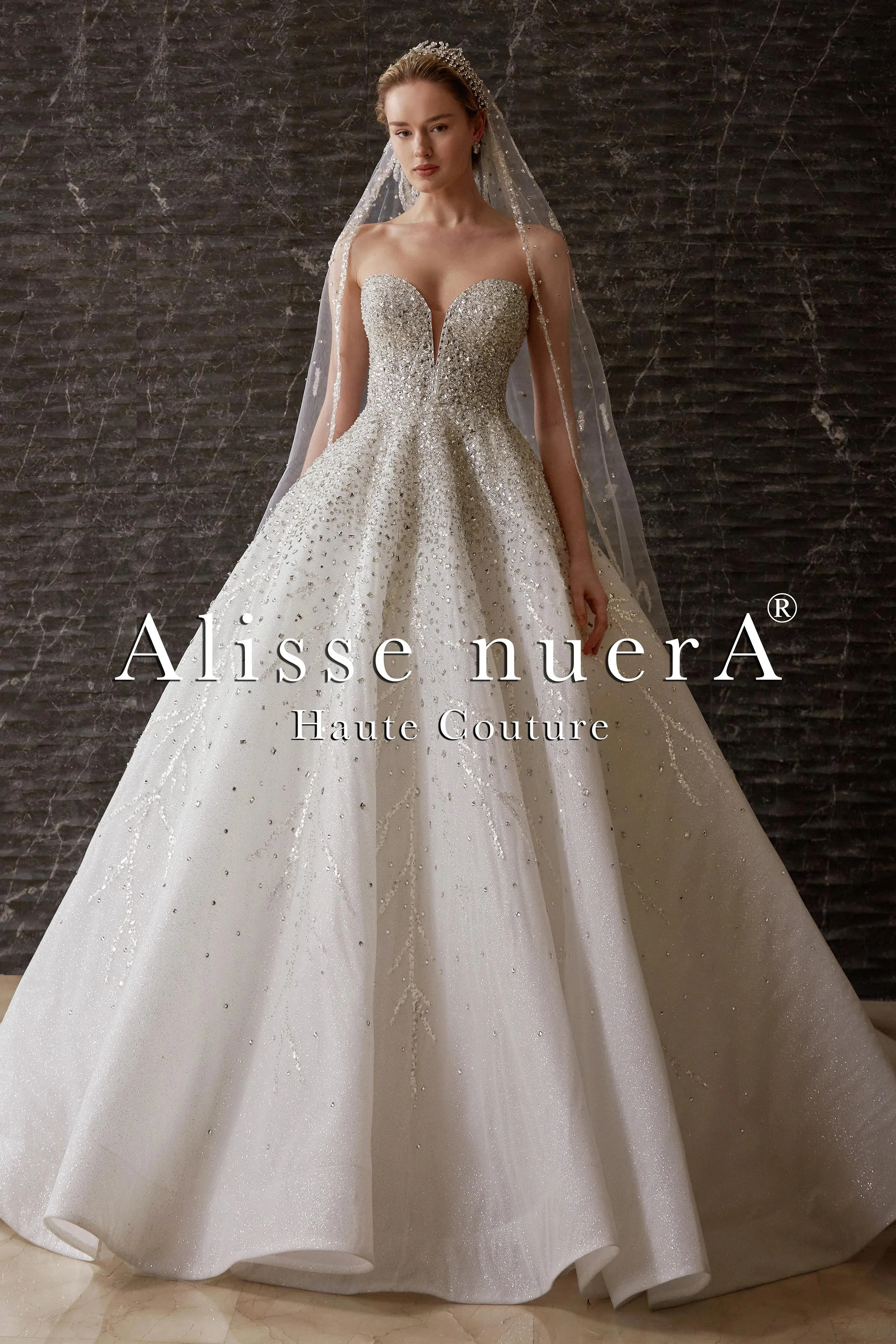 Sparkle Strapless Princess Wedding Dress with Rhinestone Embellished Long Veil